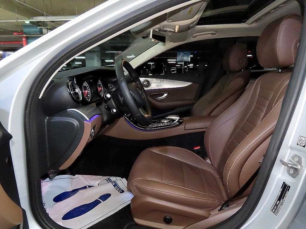 벤츠 E 클래스 E-클래스 W213 E200 아방가르드 이미지 6