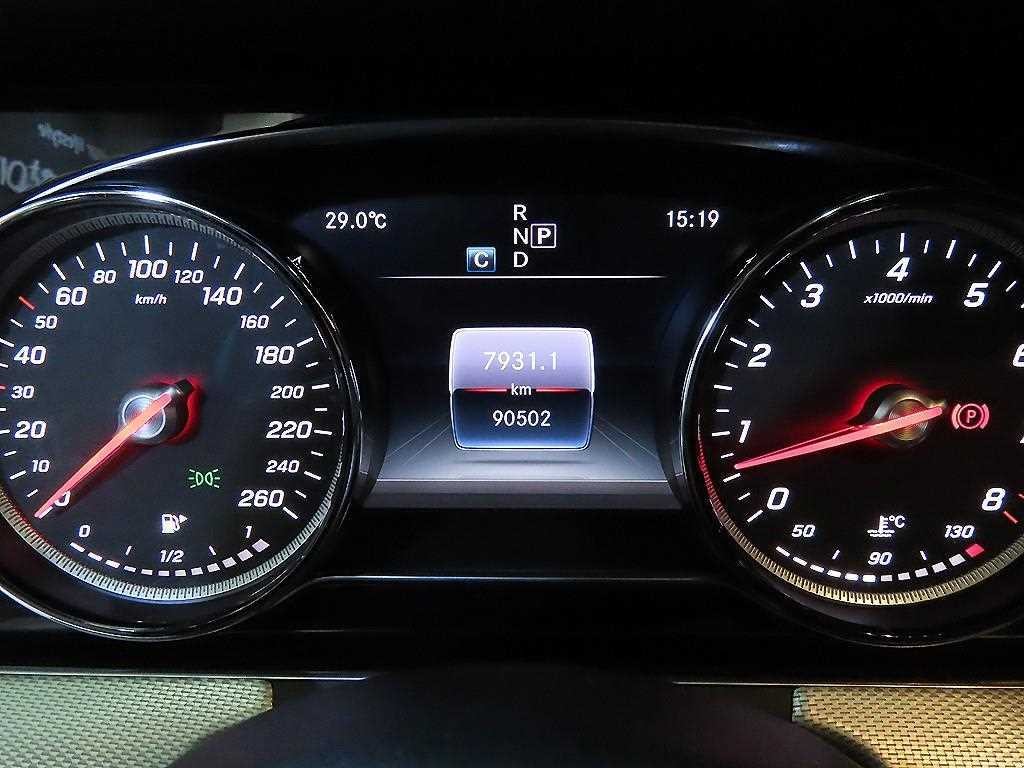 벤츠 E 클래스 E-클래스 W213 E200 아방가르드 이미지 9