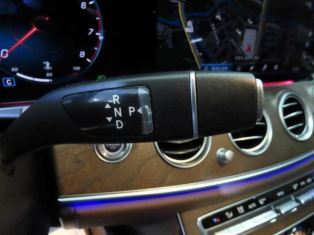 벤츠 E 클래스 E-클래스 W213 E250 익스클루시브 이미지 12
