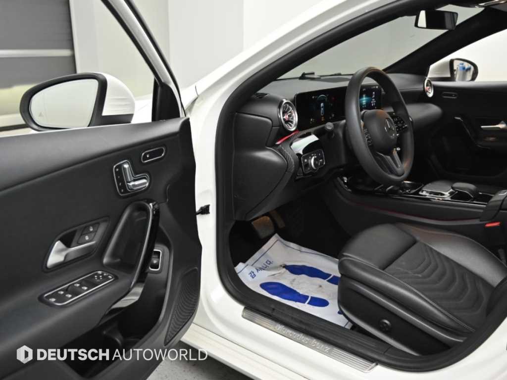 벤츠 A 클래스 A클래스 W177 A250 4MATIC 세단 이미지 11