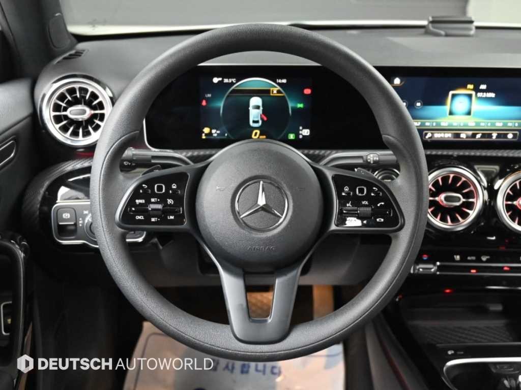 벤츠 A 클래스 A클래스 W177 A250 4MATIC 세단 이미지 13