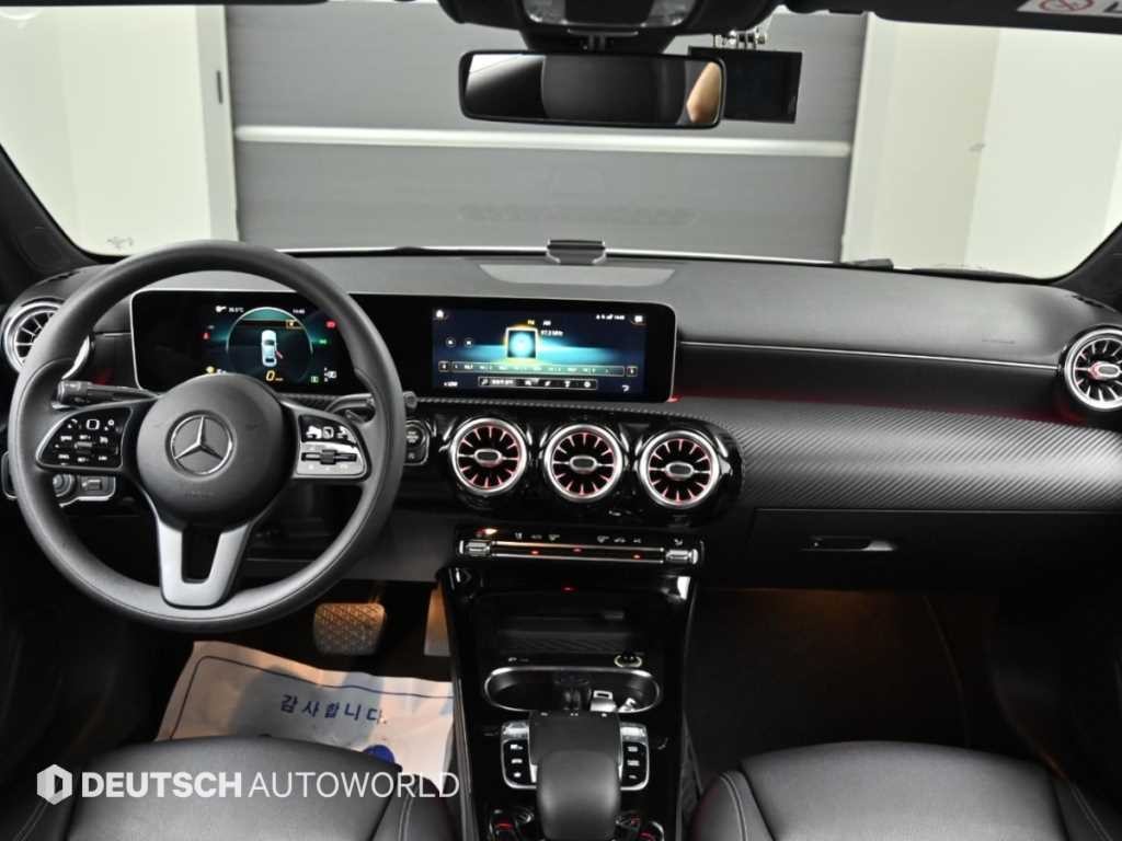 벤츠 A 클래스 A클래스 W177 A250 4MATIC 세단 이미지 7