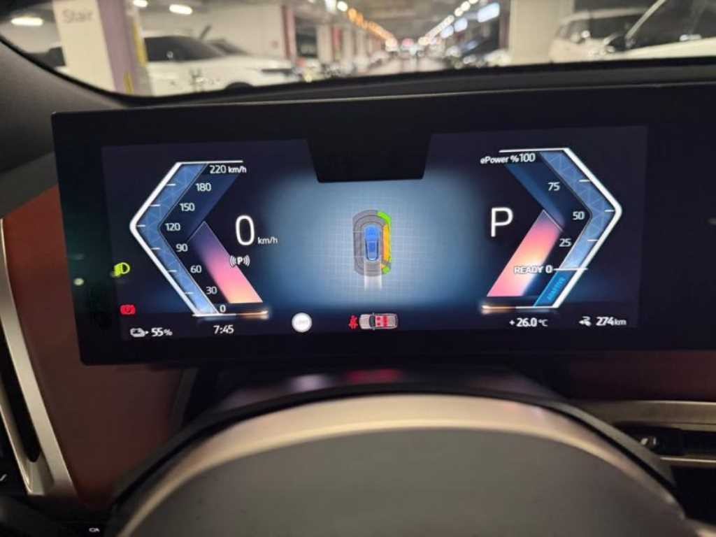 BMW iX xDrive 50 스포츠 플러스 이미지 9