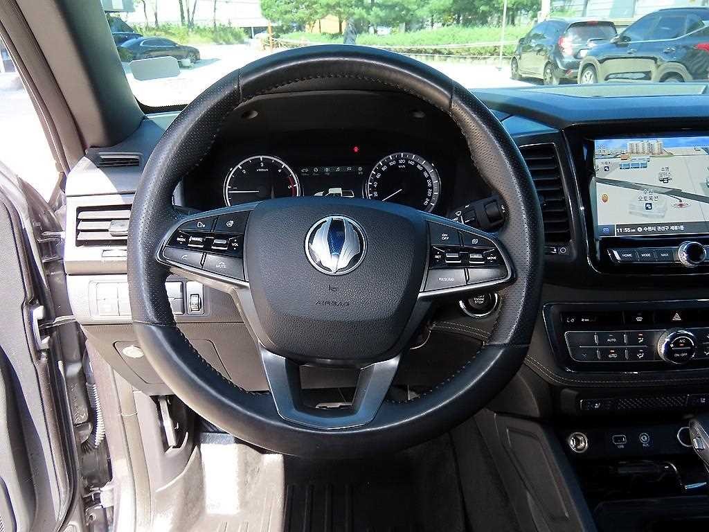 KG모빌리티(쌍용) 렉스턴 렉스턴 스포츠 칸 디젤 2.2 4WD 5링크 노블레스 이미지 8