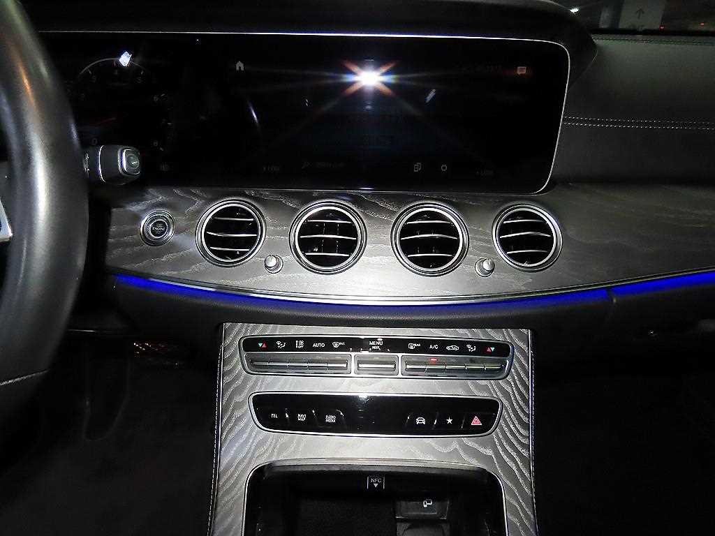 벤츠 E 클래스 E-클래스 W213 E350 4MATIC 아방가르드 이미지 11