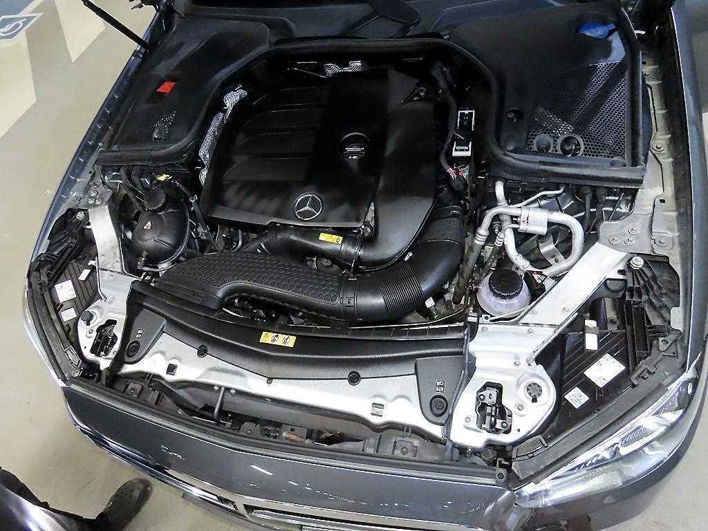 벤츠 E 클래스 E-클래스 W213 E350 4MATIC 아방가르드 이미지 19
