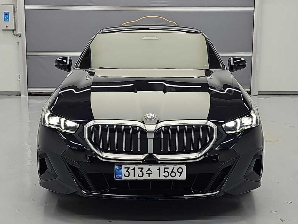 BMW 5시리즈 5시리즈 (G60) 520i M 스포츠 이미지 2