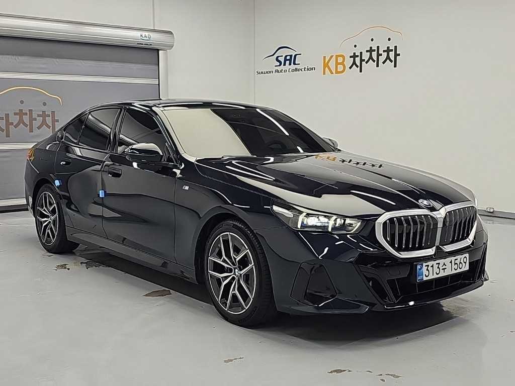 BMW 5시리즈 5시리즈 (G60) 520i M 스포츠 이미지 4