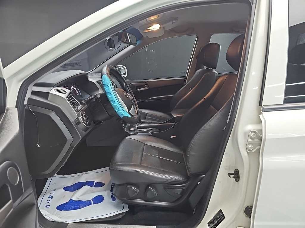 KG모빌리티(쌍용) 코란도 더뉴코란도스포츠 CX7(4WD) 클럽 이미지 11