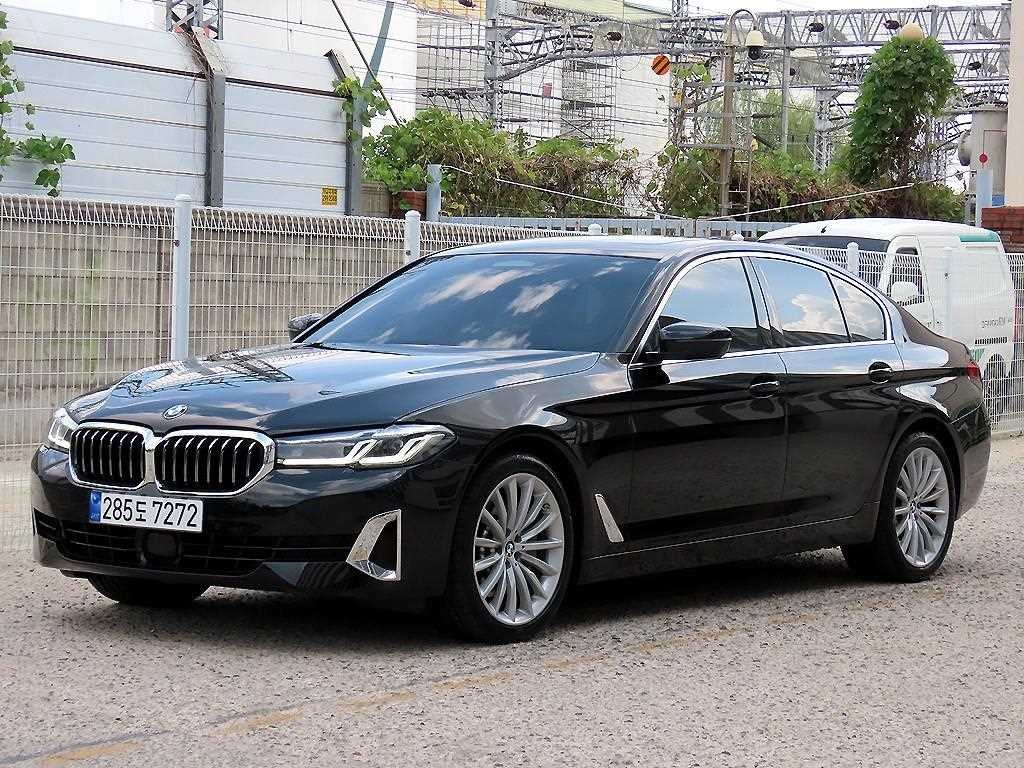 BMW 5시리즈 5시리즈 (G30) 530i 럭셔리 이미지 1