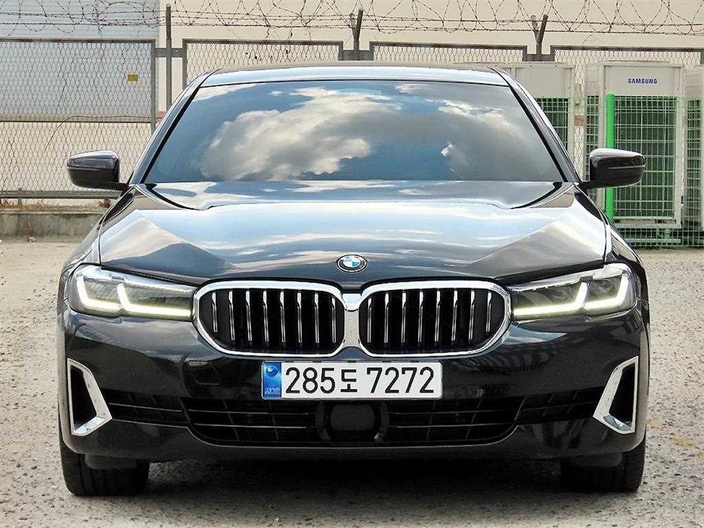 BMW 5시리즈 5시리즈 (G30) 530i 럭셔리 이미지 2