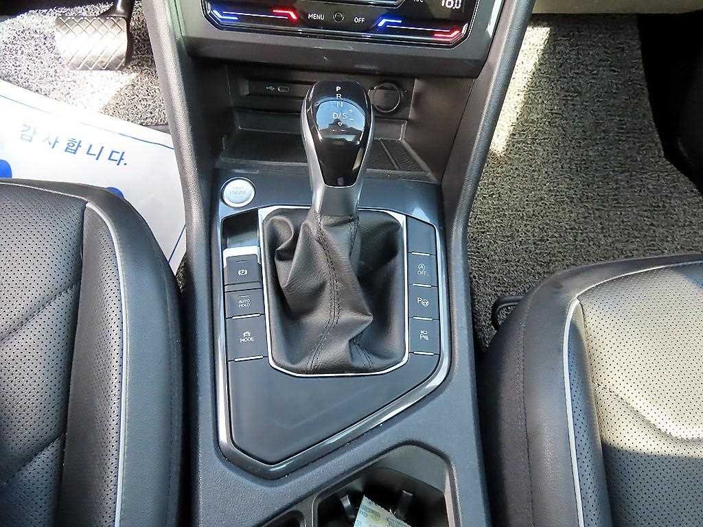 폭스바겐 티구안 티구안 올스페이스 2.0 TSI 프레스티지 이미지 11
