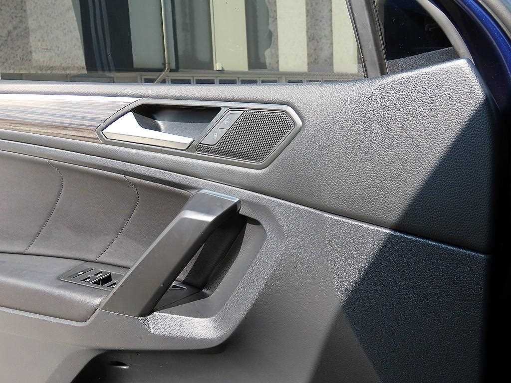 폭스바겐 티구안 티구안 올스페이스 2.0 TSI 프레스티지 이미지 12