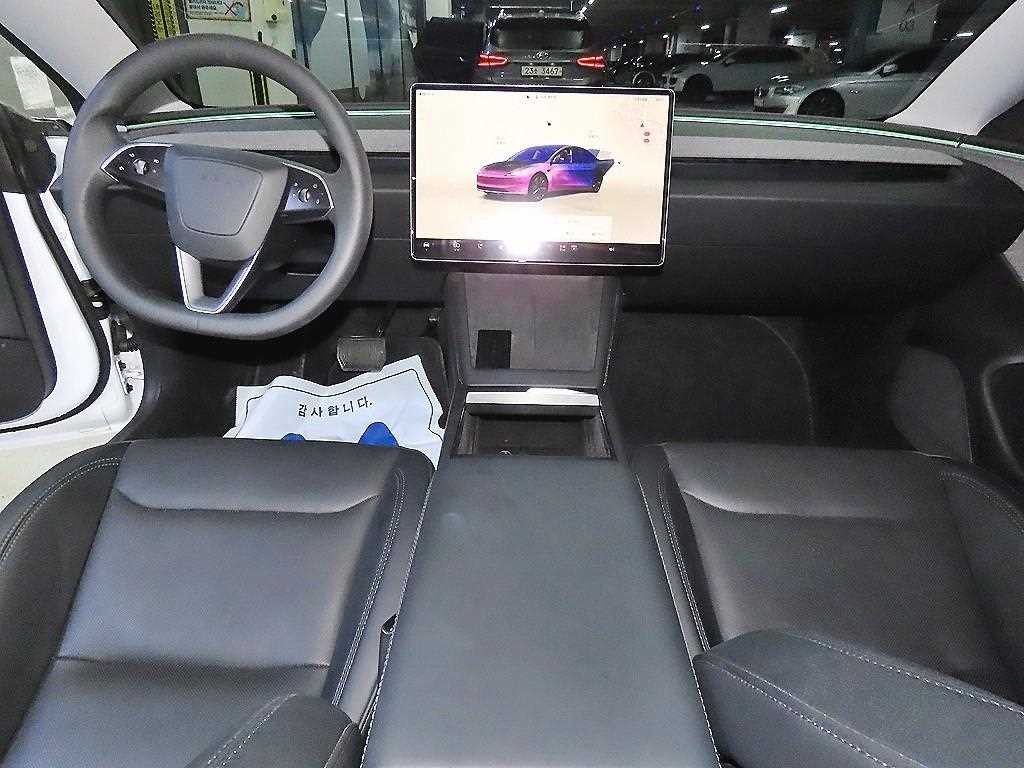 테슬라 모델 3 RWD 이미지 10