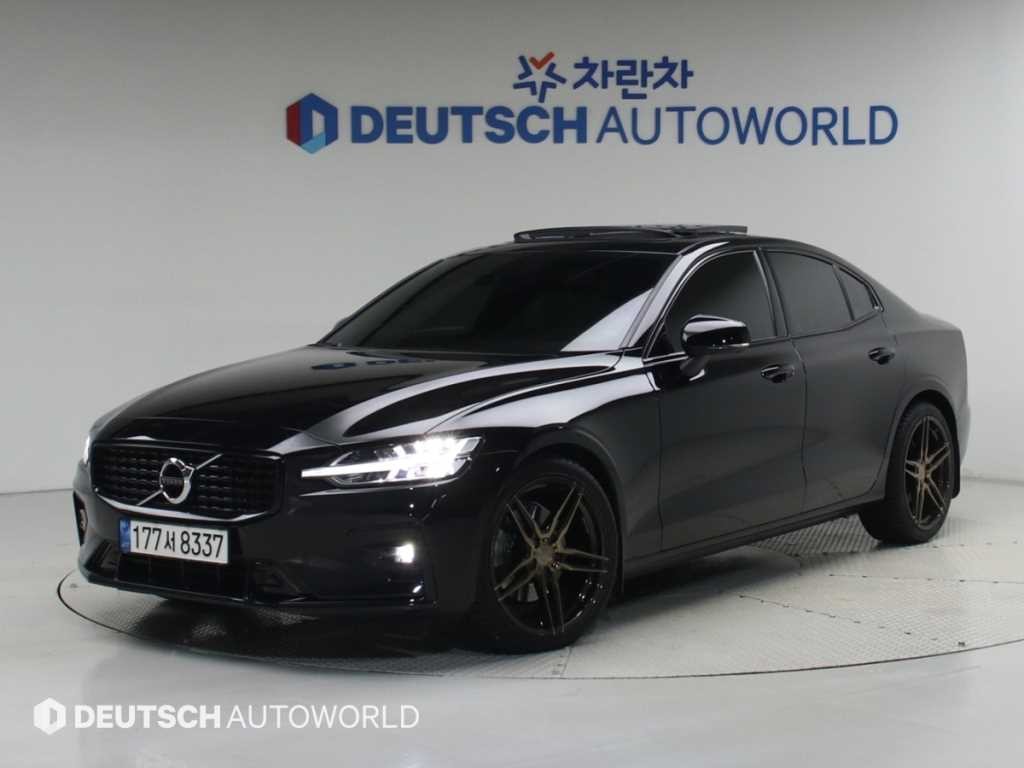 볼보 S60 S60(3세대) B5 R-디자인 이미지 1