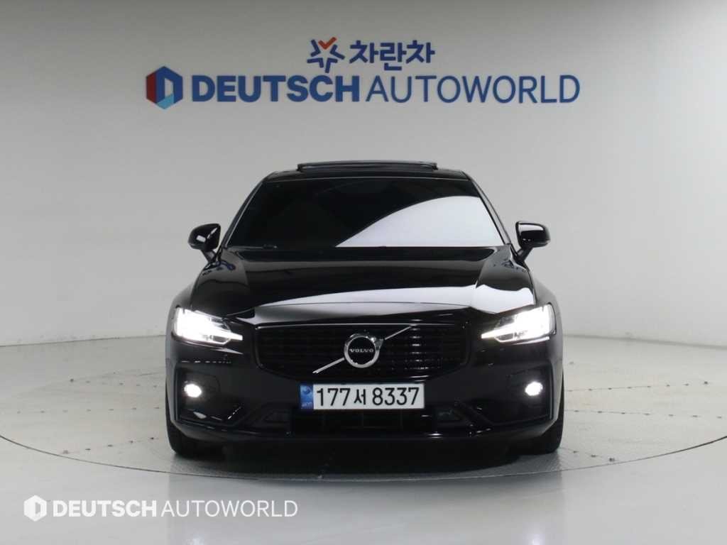 볼보 S60 S60(3세대) B5 R-디자인 이미지 3