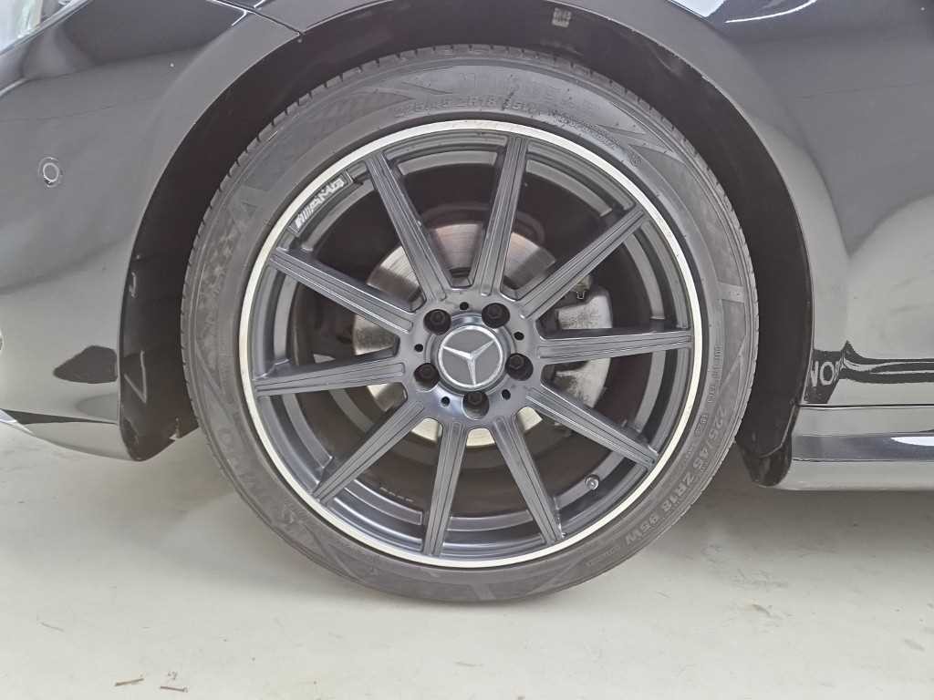 벤츠 E 클래스 E-클래스 W212 E200 쿠페 이미지 17
