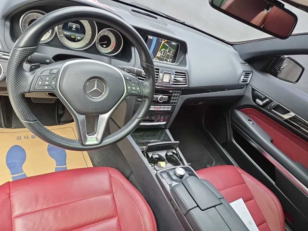 벤츠 E 클래스 E-클래스 W212 E200 쿠페 이미지 7