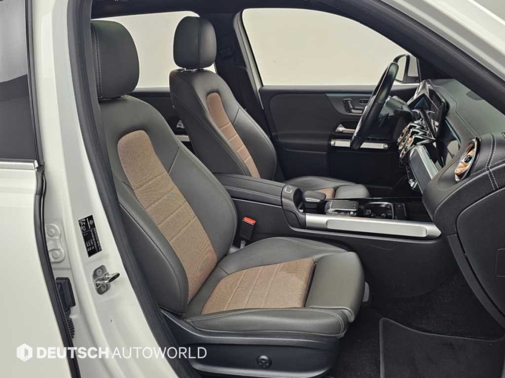 벤츠 EQB EQB (X243) EQB 300 4MATIC AMG 라인 이미지 10