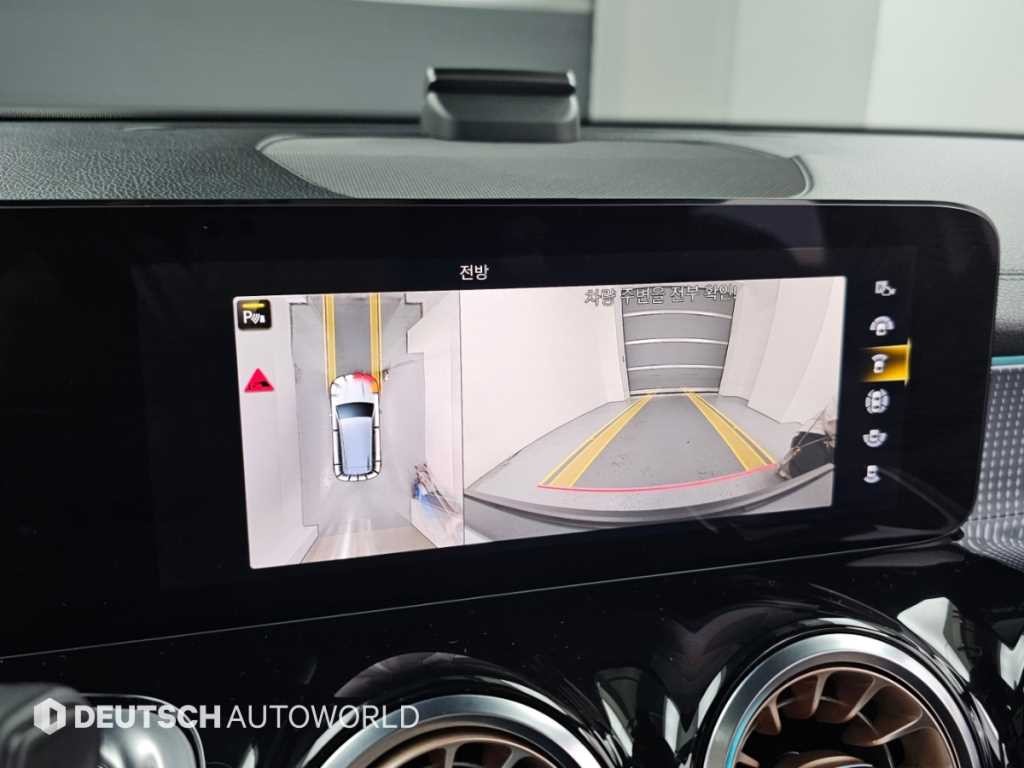 벤츠 EQB EQB (X243) EQB 300 4MATIC AMG 라인 이미지 15