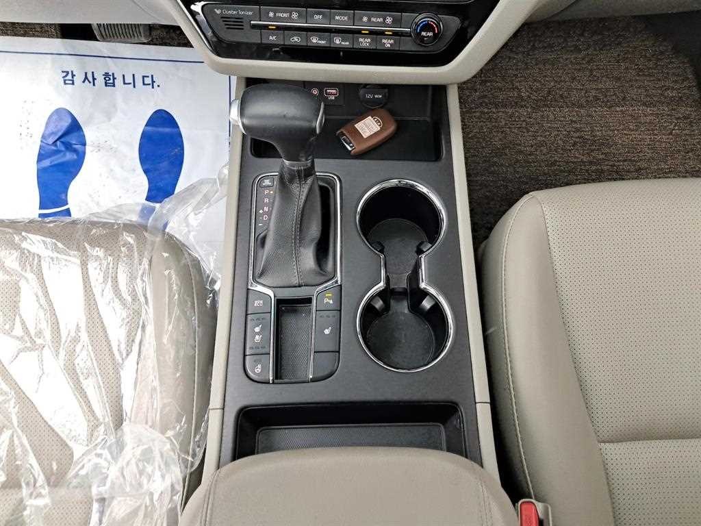 기아 카니발 더 뉴 카니발 디젤 9인승 럭셔리 이미지 14