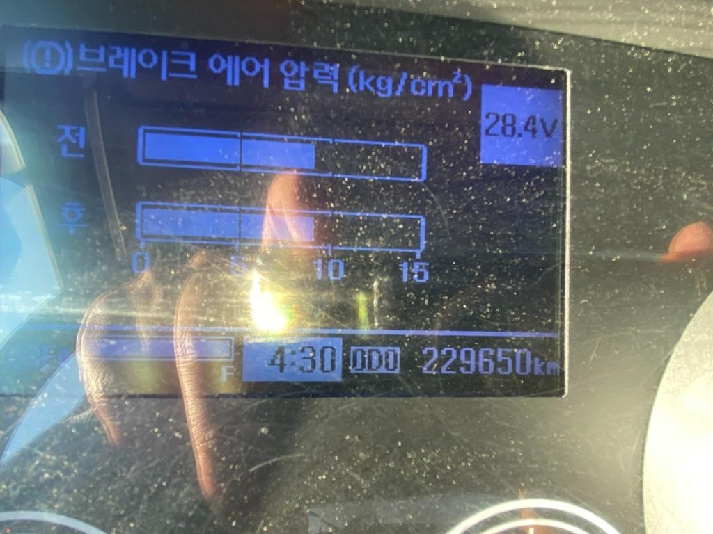 중대형화물 탑차/윙바디 윙바디 4.5톤 메가트럭 이미지 14