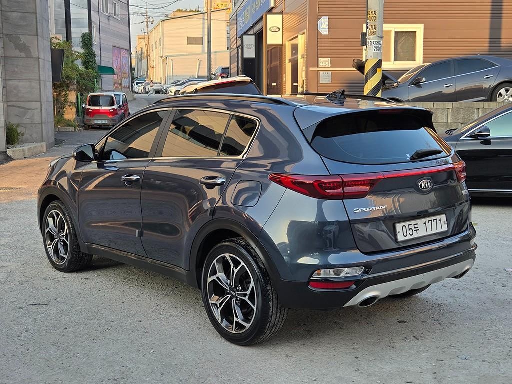 기아 스포티지 스포티지 더 볼드 2.0 디젤 2WD 노블레스 이미지 3