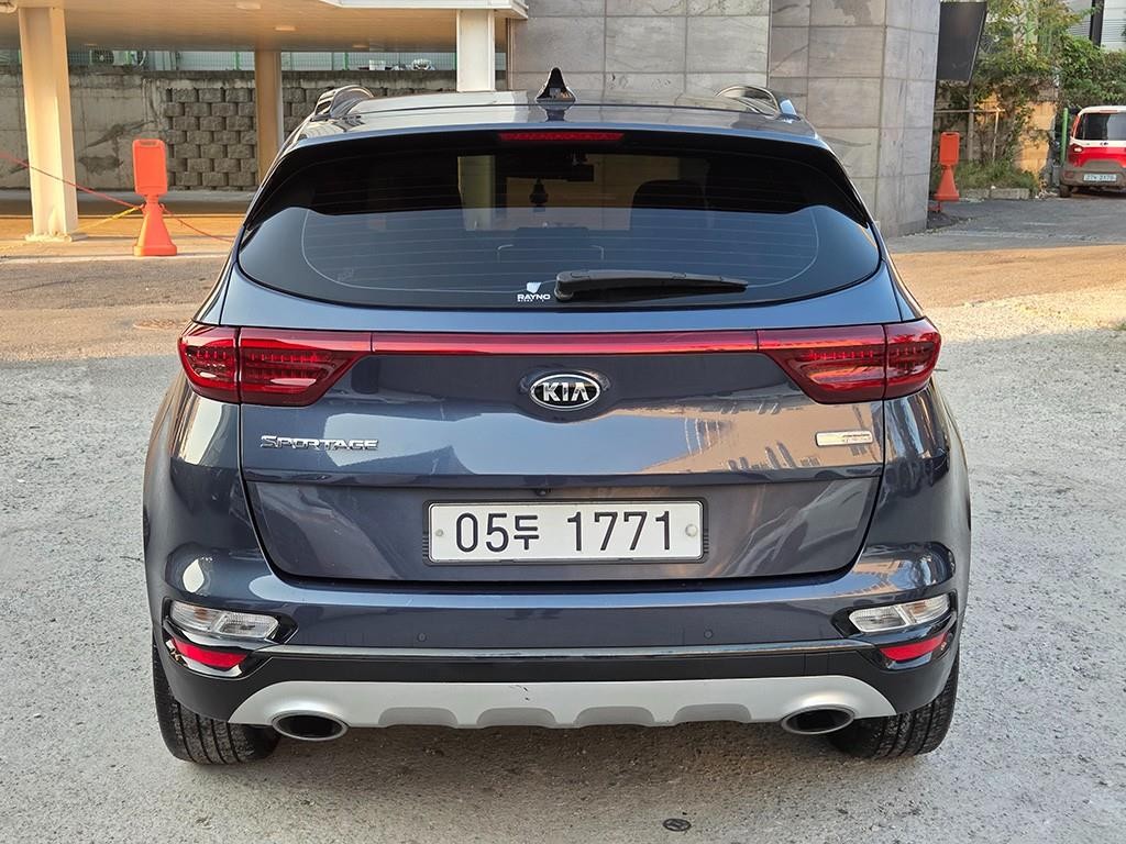기아 스포티지 스포티지 더 볼드 2.0 디젤 2WD 노블레스 이미지 4