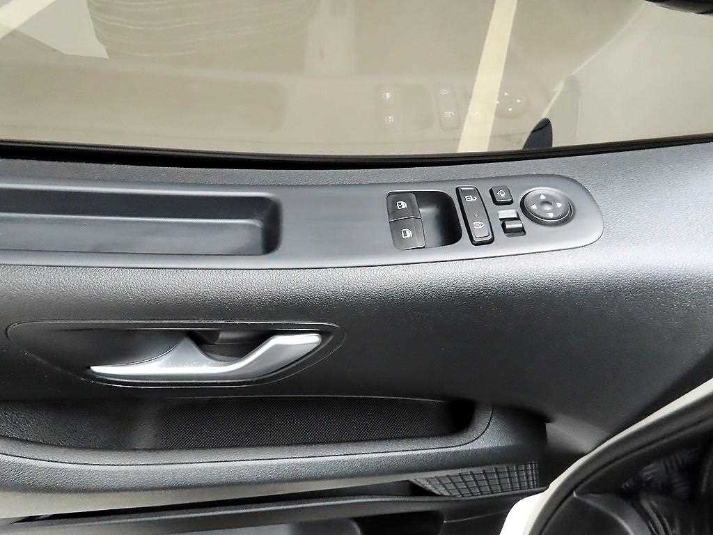 현대 스타리아 2WD 디젤 카고 모던 5인승 이미지 11