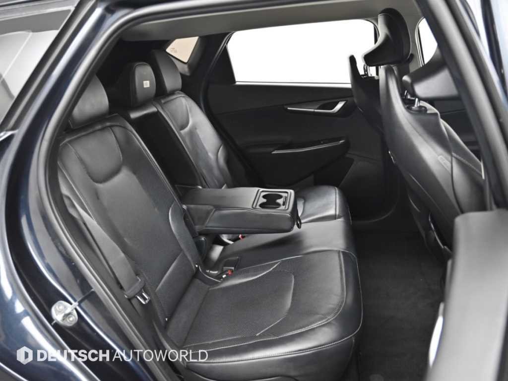 기아 EV6 스탠다드 AWD 에어 이미지 12