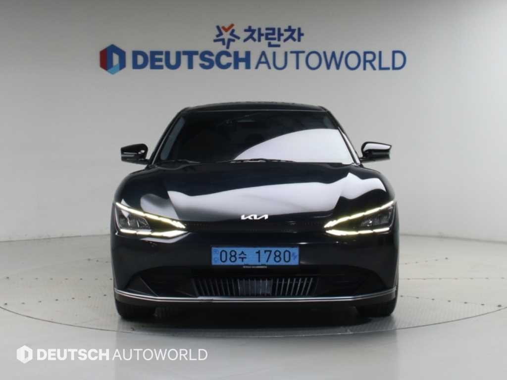 기아 EV6 스탠다드 AWD 에어 이미지 3