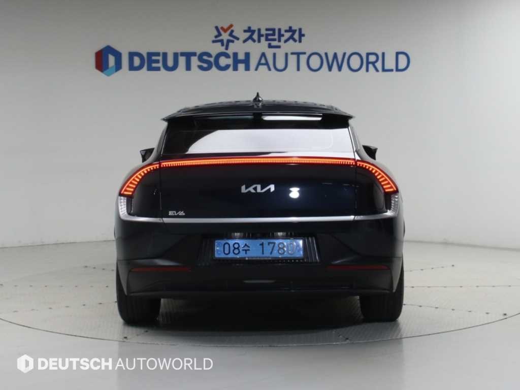 기아 EV6 스탠다드 AWD 에어 이미지 4