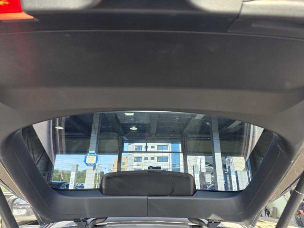 벤츠 GLC 클래스 GLC클래스 X253 GLC 220 d 4MATIC 프리미엄 쿠페 이미지 16