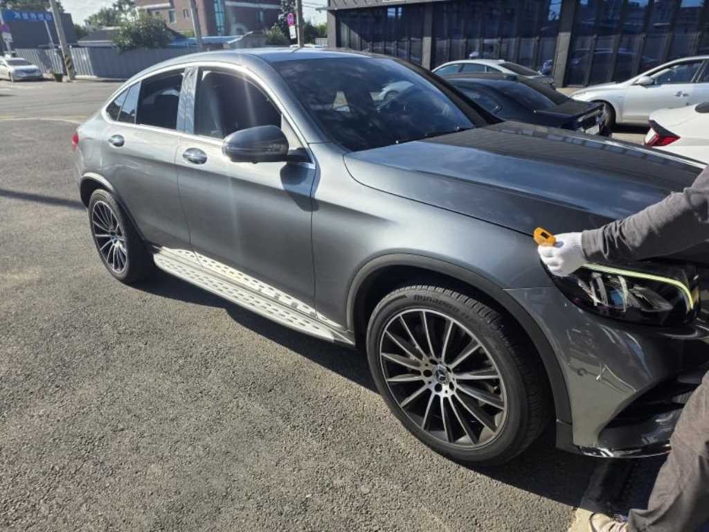 벤츠 GLC 클래스 GLC클래스 X253 GLC 220 d 4MATIC 프리미엄 쿠페 이미지 2