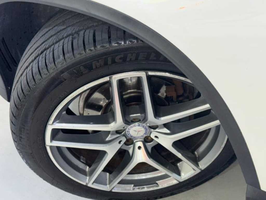 벤츠 GLE 클래스 GLE 클래스 W166 GLE 350 d 4MATIC 쿠페 이미지 19