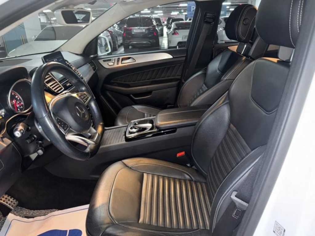 벤츠 GLE 클래스 GLE 클래스 W166 GLE 350 d 4MATIC 쿠페 이미지 6