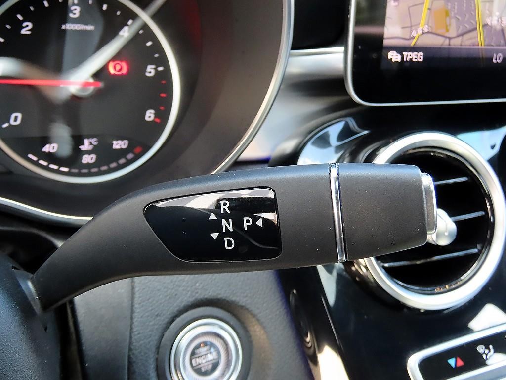 벤츠 C 클래스 C클래스 W205 C220 d 4MATIC 아방가르드 이미지 11