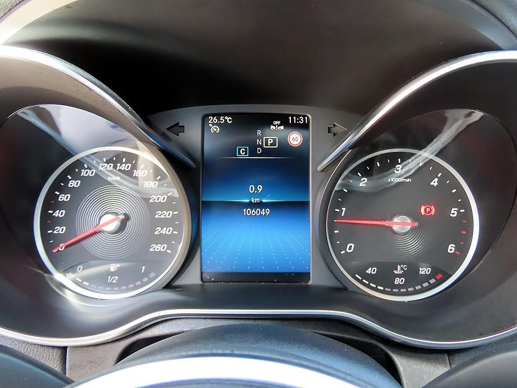 벤츠 C 클래스 C클래스 W205 C220 d 4MATIC 아방가르드 이미지 9