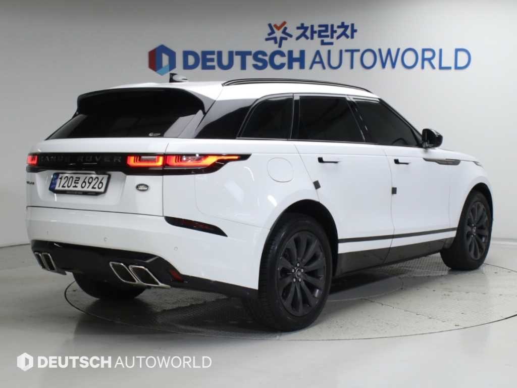 랜드로버 레인지로버 벨라 2.0 P250 R-다이나믹 SE 이미지 2