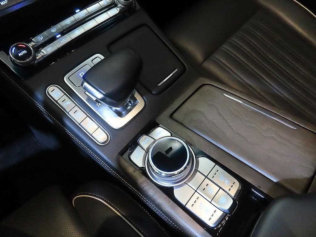 제네시스 G90 3.8 GDI AWD 럭셔리 이미지 12