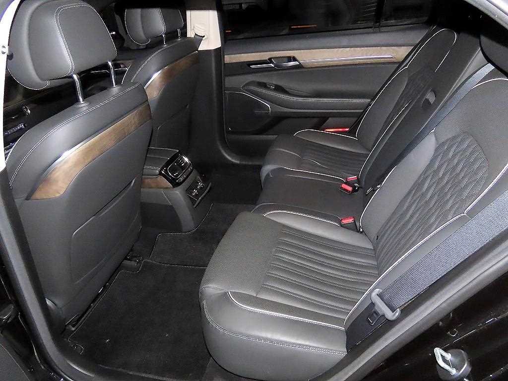 제네시스 G90 3.8 GDI AWD 럭셔리 이미지 7