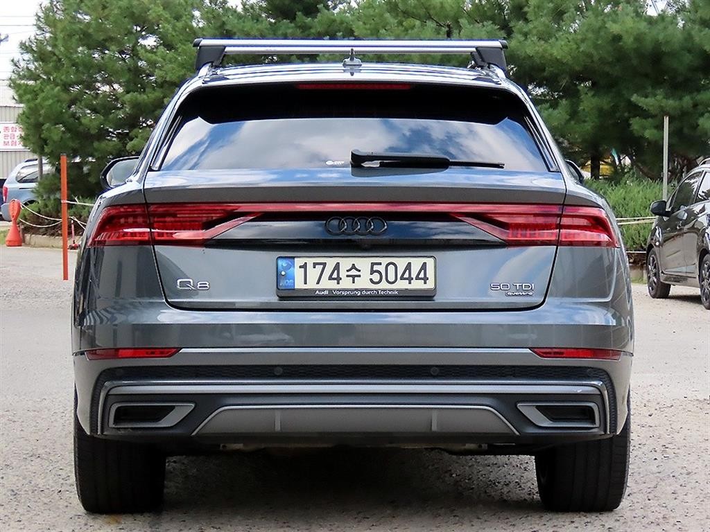 아우디 Q8 50 TDI 콰트로 프리미엄 이미지 4