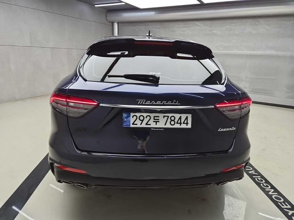 마세라티 르반떼 3.0 S AWD 모데나 이미지 3