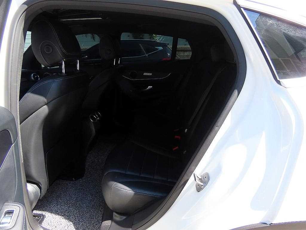 벤츠 GLC 클래스 GLC클래스 X253 GLC 300 e 4MATIC 쿠페 이미지 6