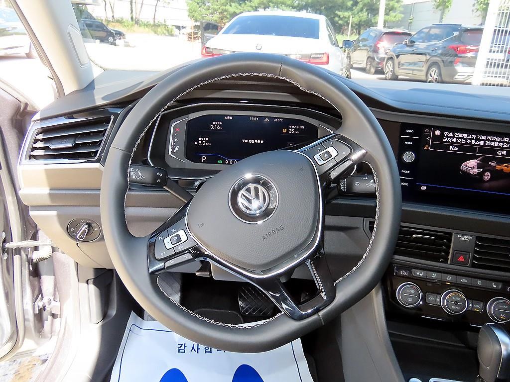 폭스바겐 제타 올 뉴 제타 1.4 TSI 프레스티지 이미지 8