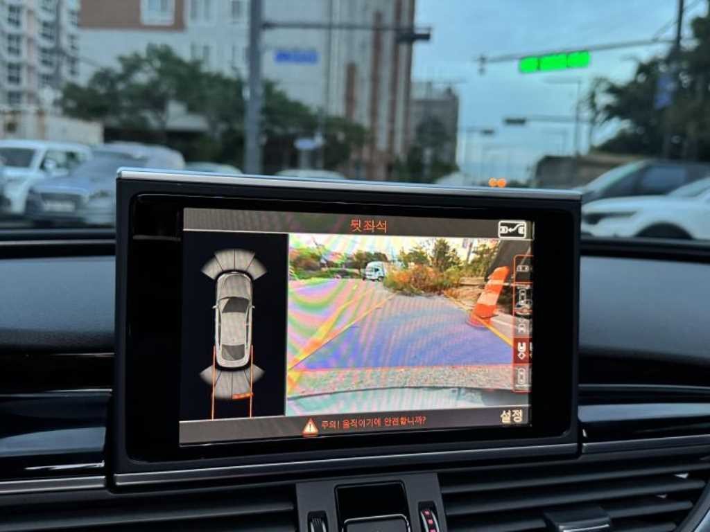 아우디 RS7 4.0 TFSI 콰트로 플러스 이미지 16