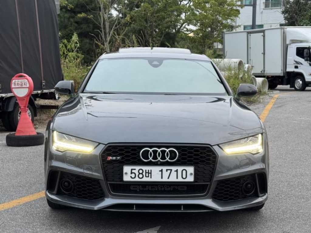 아우디 RS7 4.0 TFSI 콰트로 플러스 이미지 3