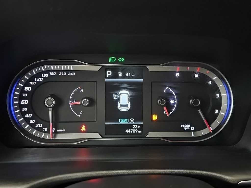 현대 투싼 더 뉴 투싼 (NX4) 디젤 2.0 4WD 프리미엄 이미지 6