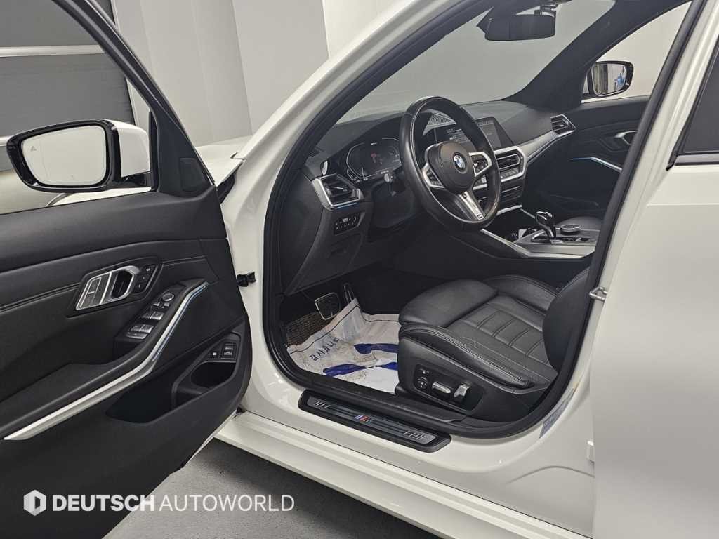 BMW 3시리즈 3시리즈 (G20) 330e M 스포츠 이미지 11