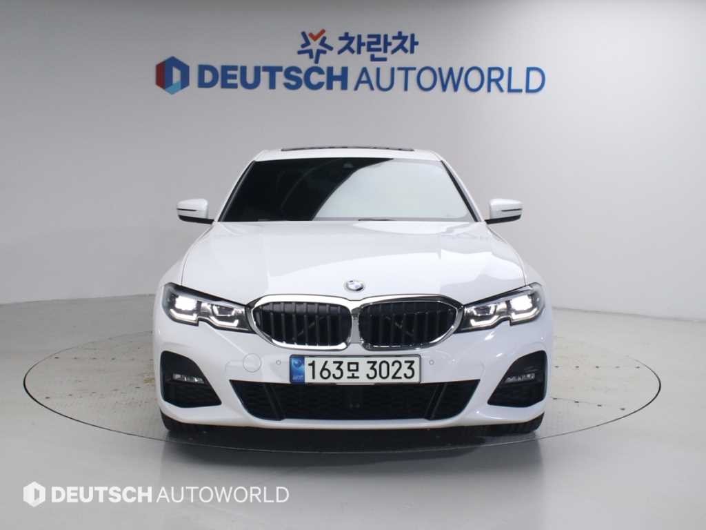 BMW 3시리즈 3시리즈 (G20) 330e M 스포츠 이미지 3